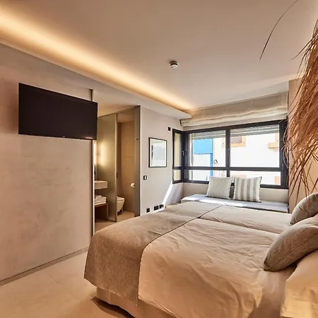 Joe's Gomila Boutique Hotell 4*
